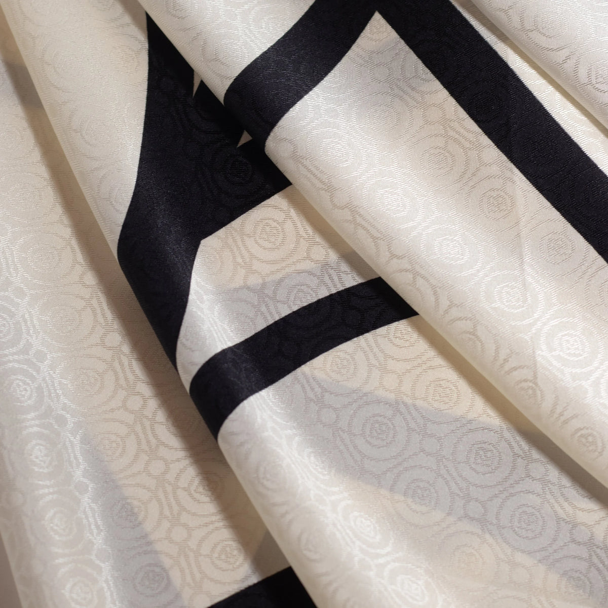 Koko Monde Mardom Salt Silk Scarf