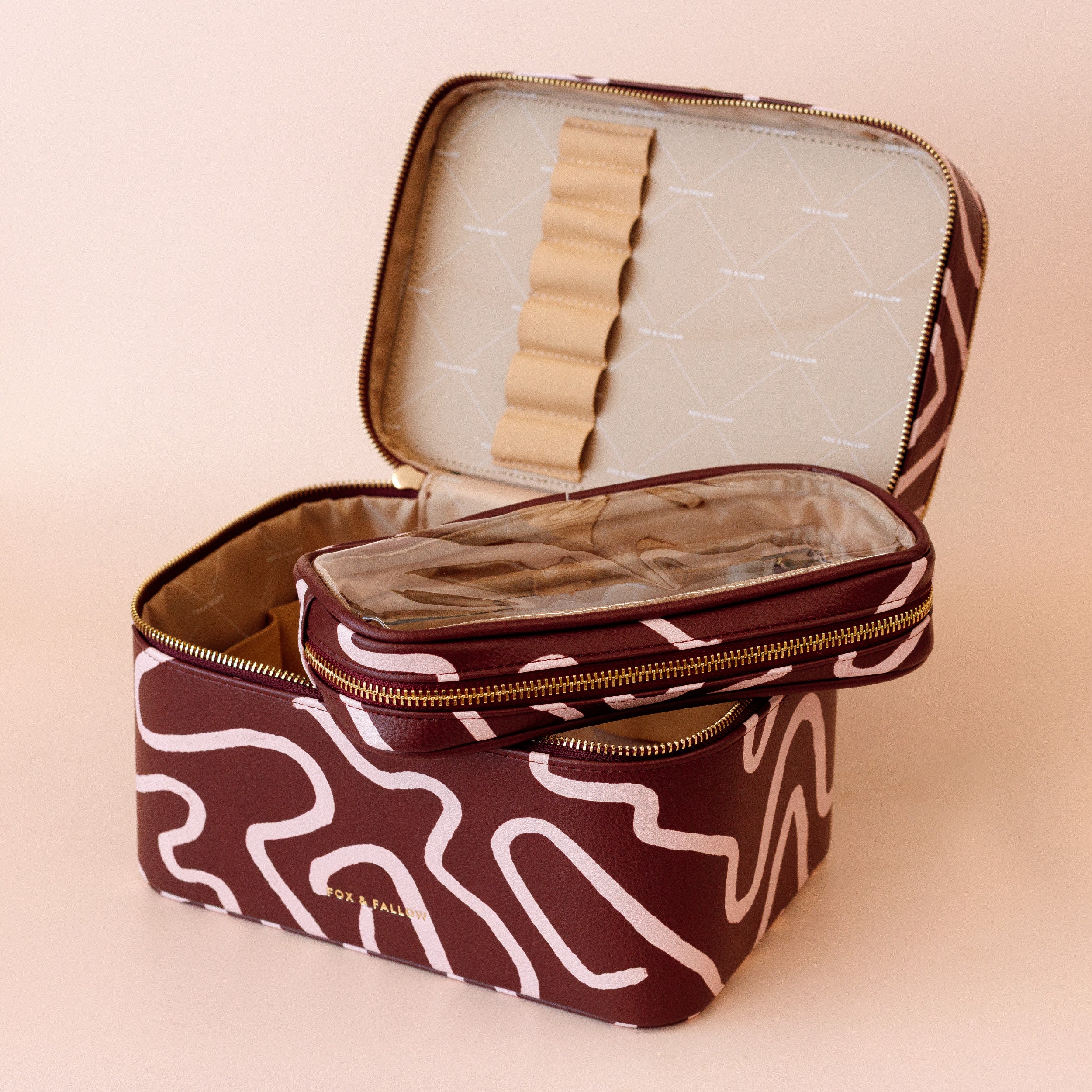 Fox & Fallow Como Vanity Case - The Classic