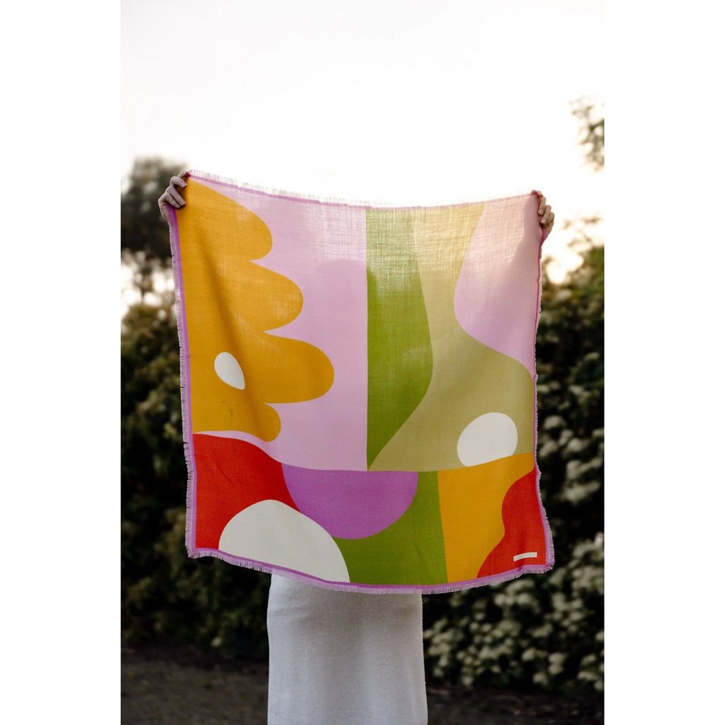 Alpha Studio Havana Abstract Fuchsia Frayed 90 Square